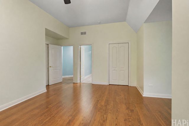 2708 Whiting Court, Mchenry, IL 60050