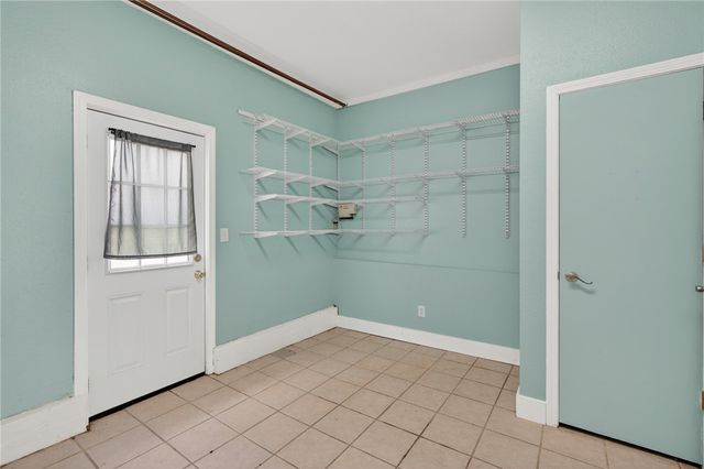 6415 N Highway 96, Lavaca, AR 72941