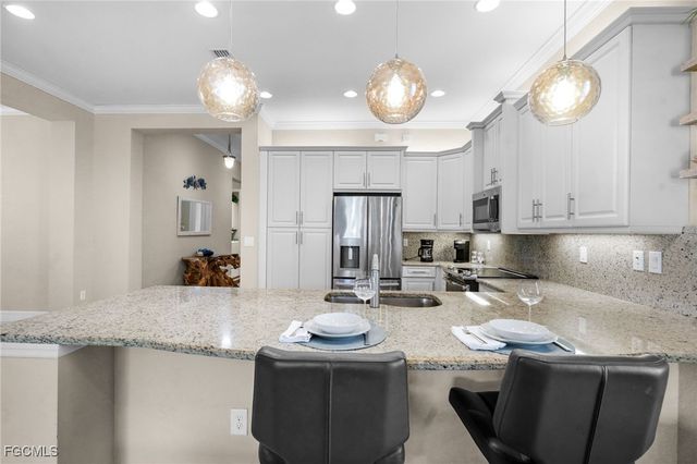 11552 Riverstone LN, Fort Myers, FL 33913