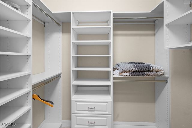 11552 Riverstone LN, Fort Myers, FL 33913