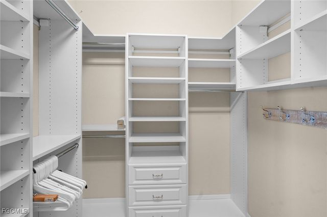 11552 Riverstone LN, Fort Myers, FL 33913