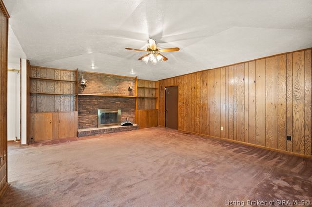 8886 Rufing Road, Greenville, IN 47124