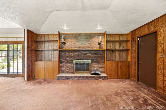 8886 Rufing Road, Greenville, IN 47124
