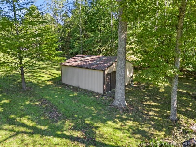 8886 Rufing Road, Greenville, IN 47124
