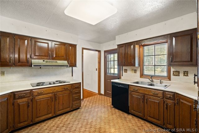 8886 Rufing Road, Greenville, IN 47124