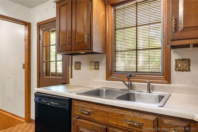8886 Rufing Road, Greenville, IN 47124