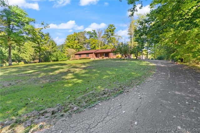 8886 Rufing Road, Greenville, IN 47124