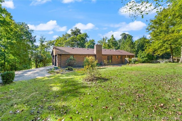 8886 Rufing Road, Greenville, IN 47124