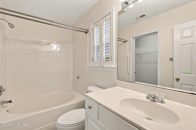 643 Lanvale Hills Circle, Leland, NC 28451