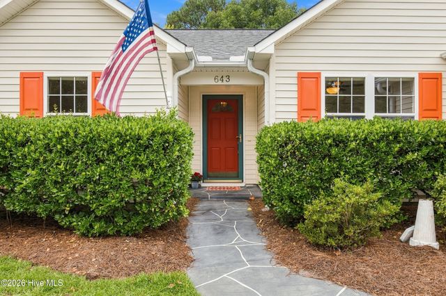643 Lanvale Hills Circle, Leland, NC 28451