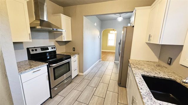 2305 NW 25th Street, Oklahoma City, OK 73107