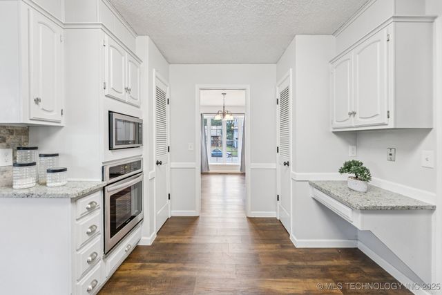 7948 S 86th East Place, Tulsa, OK 74133