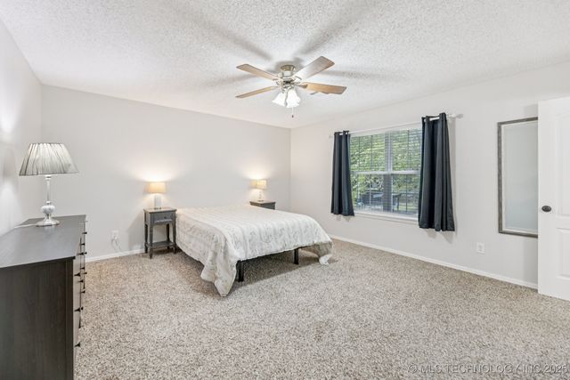 7948 S 86th East Place, Tulsa, OK 74133