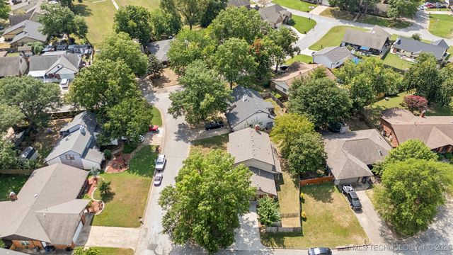 7948 S 86th East Place, Tulsa, OK 74133