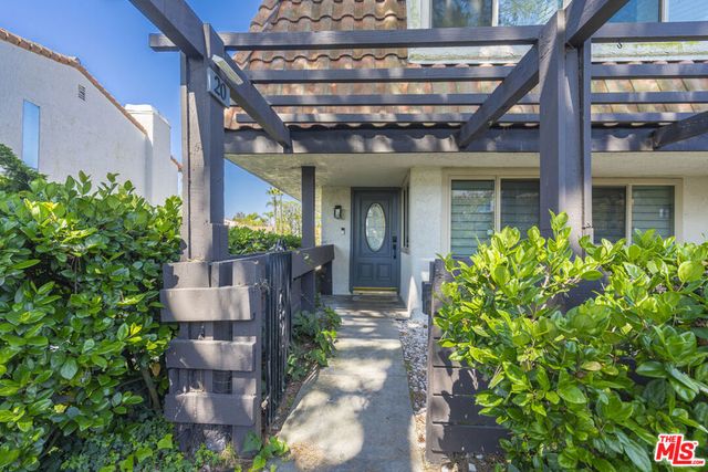 20 Sycamore Lane, Rolling Hills Estates, CA 90274