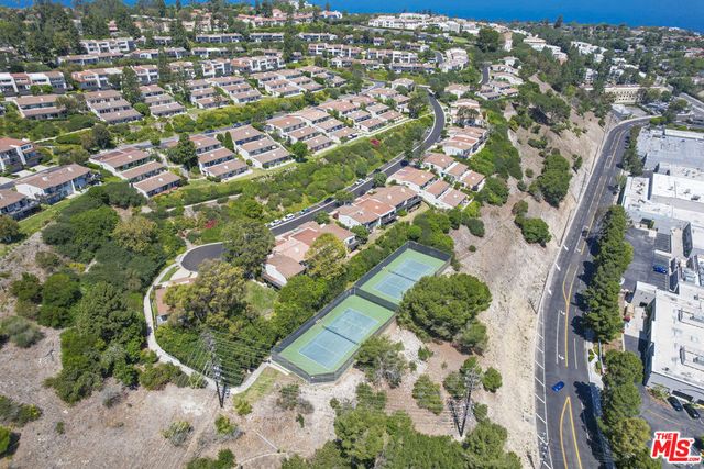 20 Sycamore Lane, Rolling Hills Estates, CA 90274