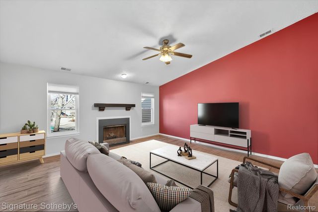 5094 Harbor Oak Drive 36, Waterford Charter Township, MI 48329