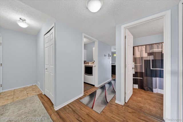 5094 Harbor Oak Drive 36, Waterford Charter Township, MI 48329