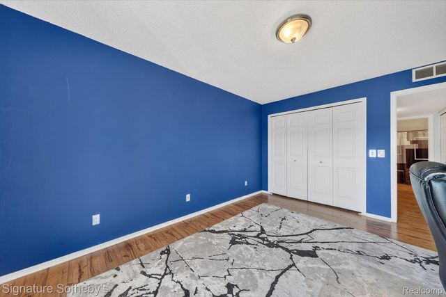 5094 Harbor Oak Drive 36, Waterford Charter Township, MI 48329