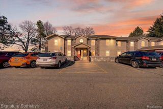 5094 Harbor Oak Drive 36, Waterford Charter Township, MI 48329