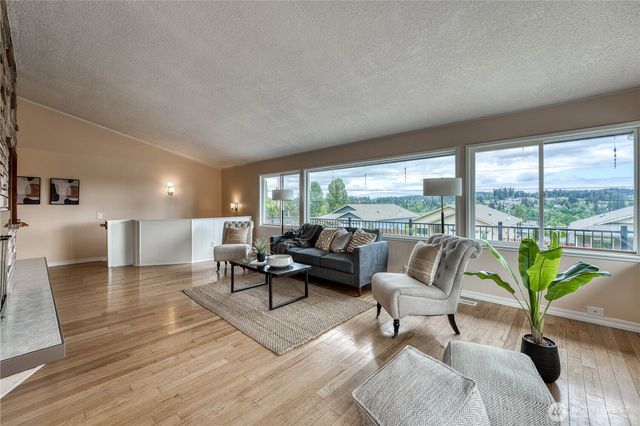 19656 Patriot Lane NW, Poulsbo, WA 98370