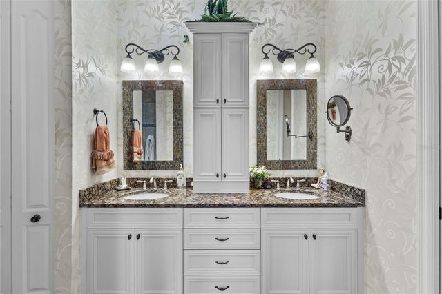 11034 BARNSLEY DRIVE, Venice, FL 34293