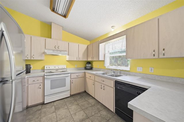 34067 EILER BOULEVARD, Webster, FL 33597