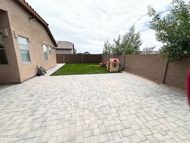 24725 W DOVE Trail, Buckeye, AZ 85326