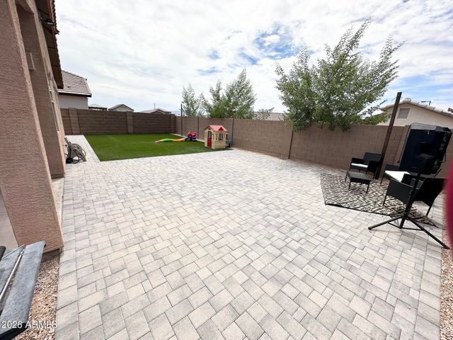 24725 W DOVE Trail, Buckeye, AZ 85326