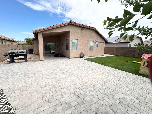 24725 W DOVE Trail, Buckeye, AZ 85326
