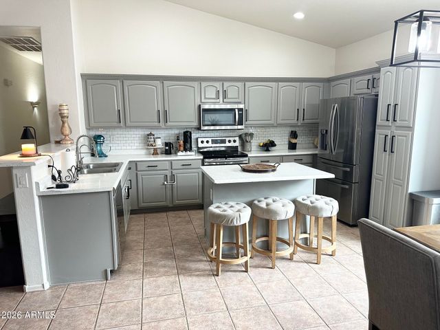 24725 W DOVE Trail, Buckeye, AZ 85326