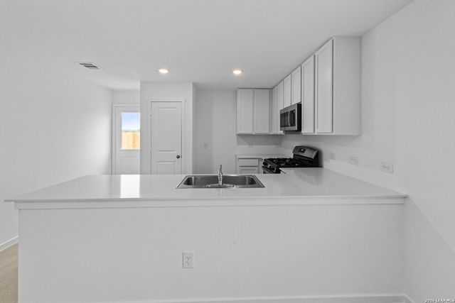 13051 Lake Fryer, San Antonio, TX 78152