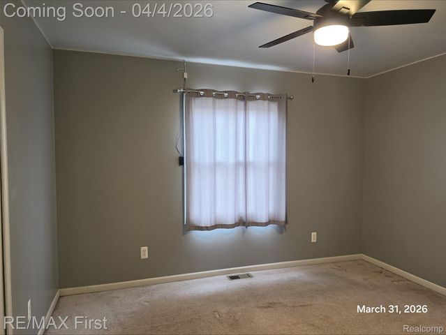 25595 Wiseman Street, Roseville, MI 48066