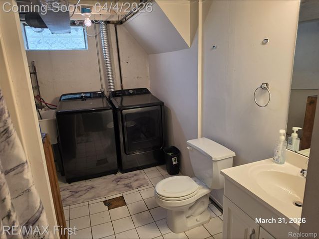 25595 Wiseman Street, Roseville, MI 48066