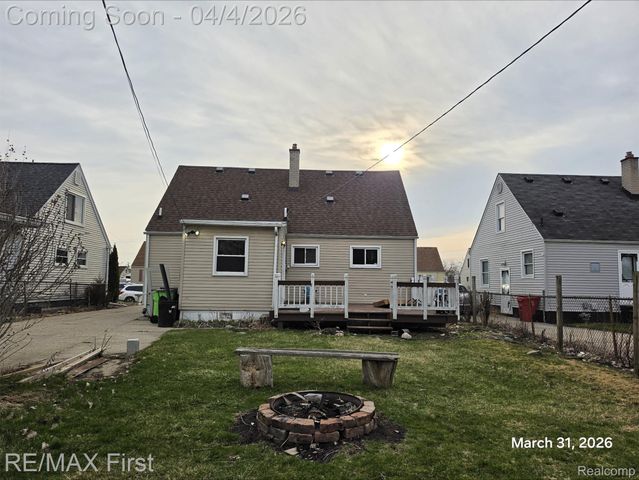 25595 Wiseman Street, Roseville, MI 48066