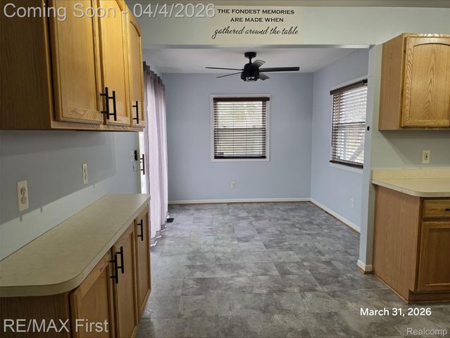 25595 Wiseman Street, Roseville, MI 48066