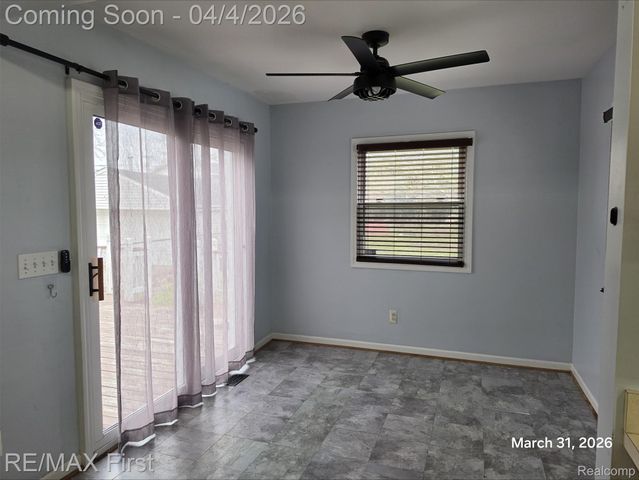 25595 Wiseman Street, Roseville, MI 48066