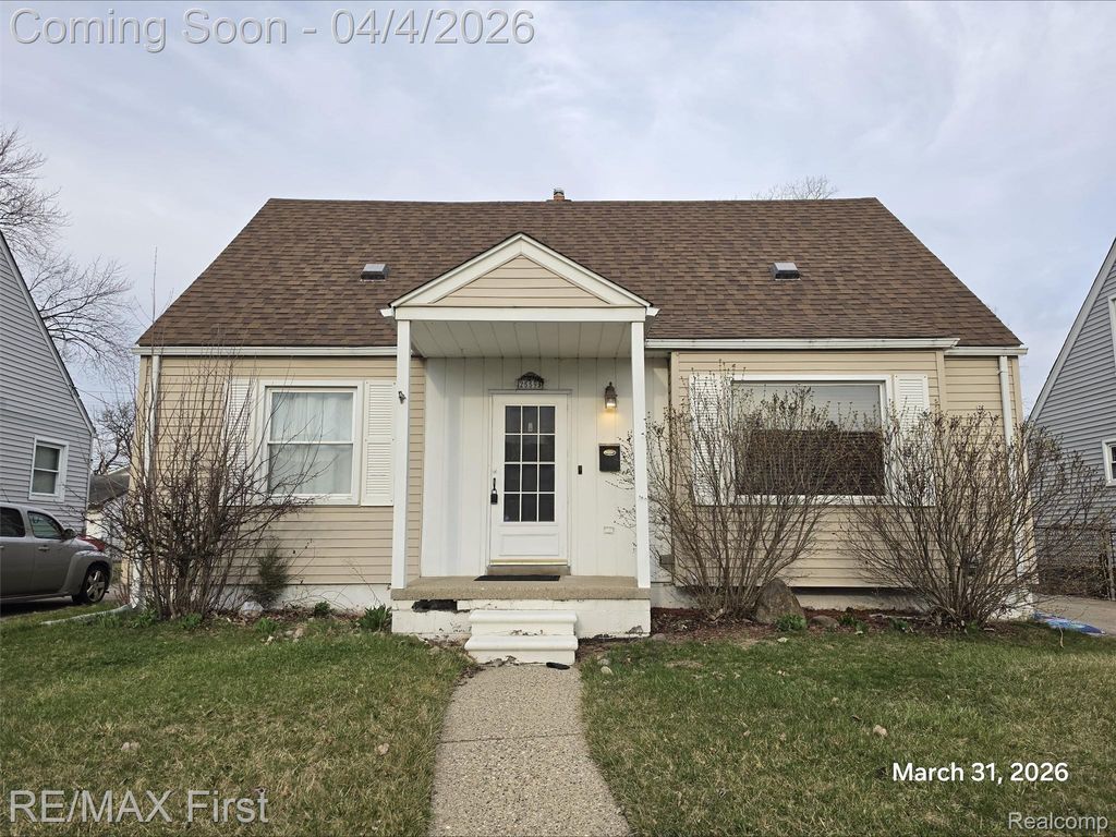 25595 Wiseman Street, Roseville, MI 48066