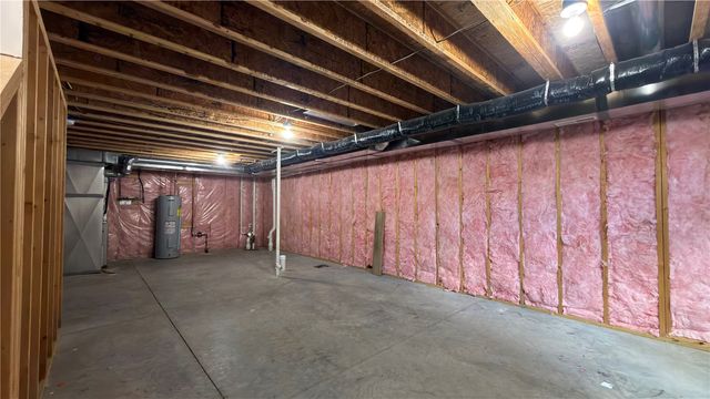 2208 Tranquil Court NW, Cedar Rapids, IA 52405