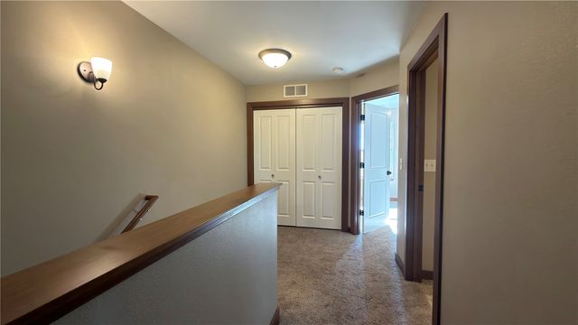 2208 Tranquil Court NW, Cedar Rapids, IA 52405