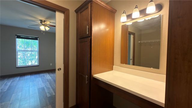 2208 Tranquil Court NW, Cedar Rapids, IA 52405