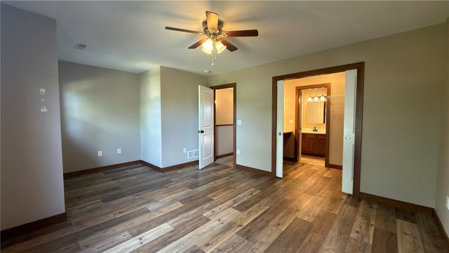 2208 Tranquil Court NW, Cedar Rapids, IA 52405