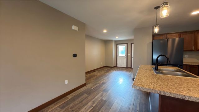 2208 Tranquil Court NW, Cedar Rapids, IA 52405