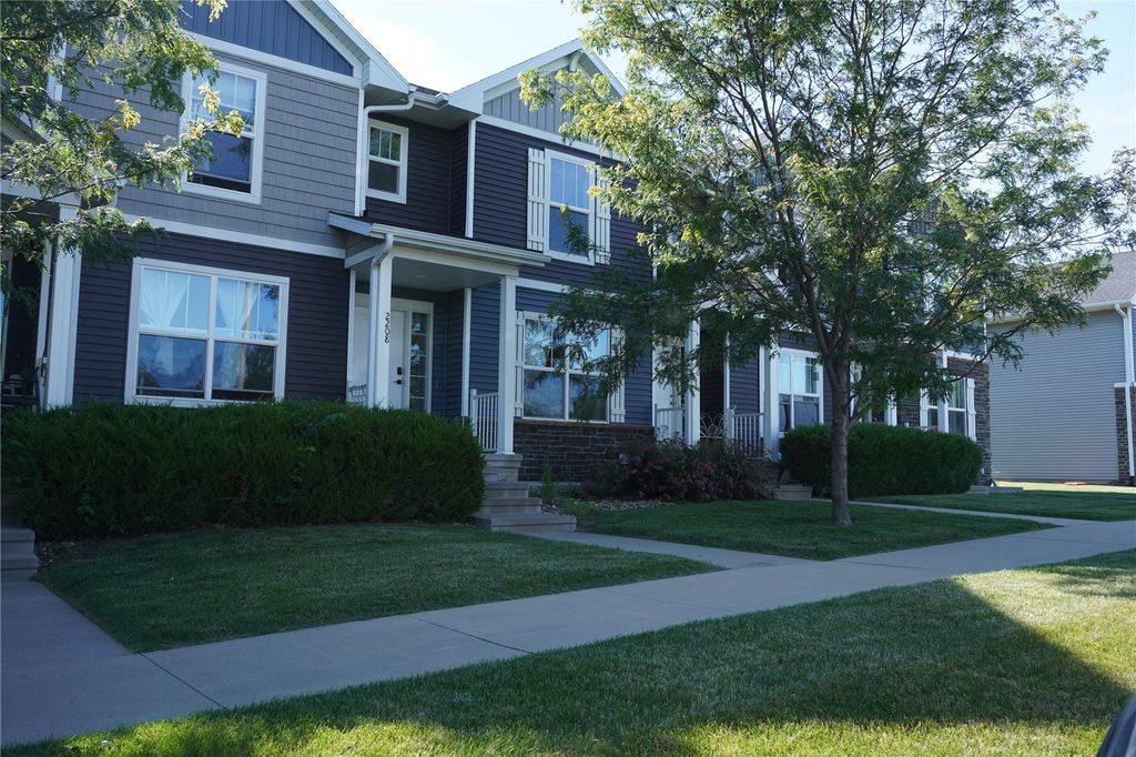 2208 Tranquil Court NW, Cedar Rapids, IA 52405