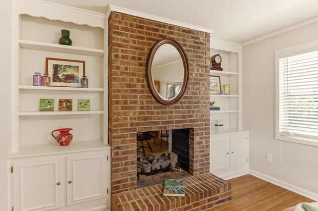 7160 BLUE GRASS LN, Germantown, TN 38138