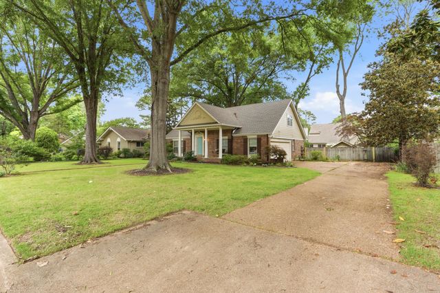 7160 BLUE GRASS LN, Germantown, TN 38138