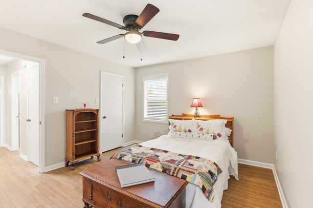 7160 BLUE GRASS LN, Germantown, TN 38138