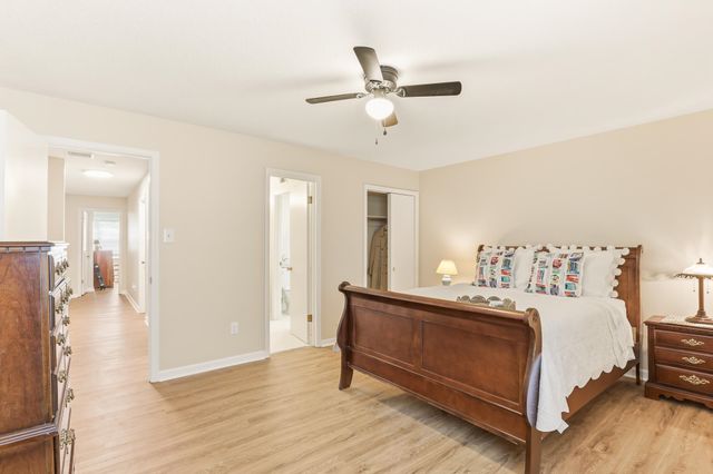 7160 BLUE GRASS LN, Germantown, TN 38138