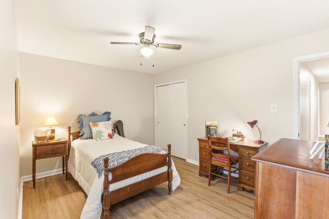 7160 BLUE GRASS LN, Germantown, TN 38138