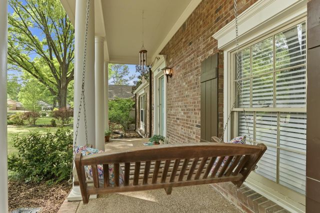 7160 BLUE GRASS LN, Germantown, TN 38138